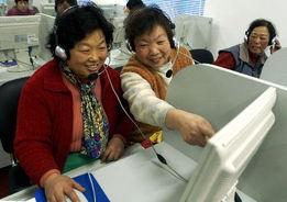 关爱外来务工者建设和谐新社区 6